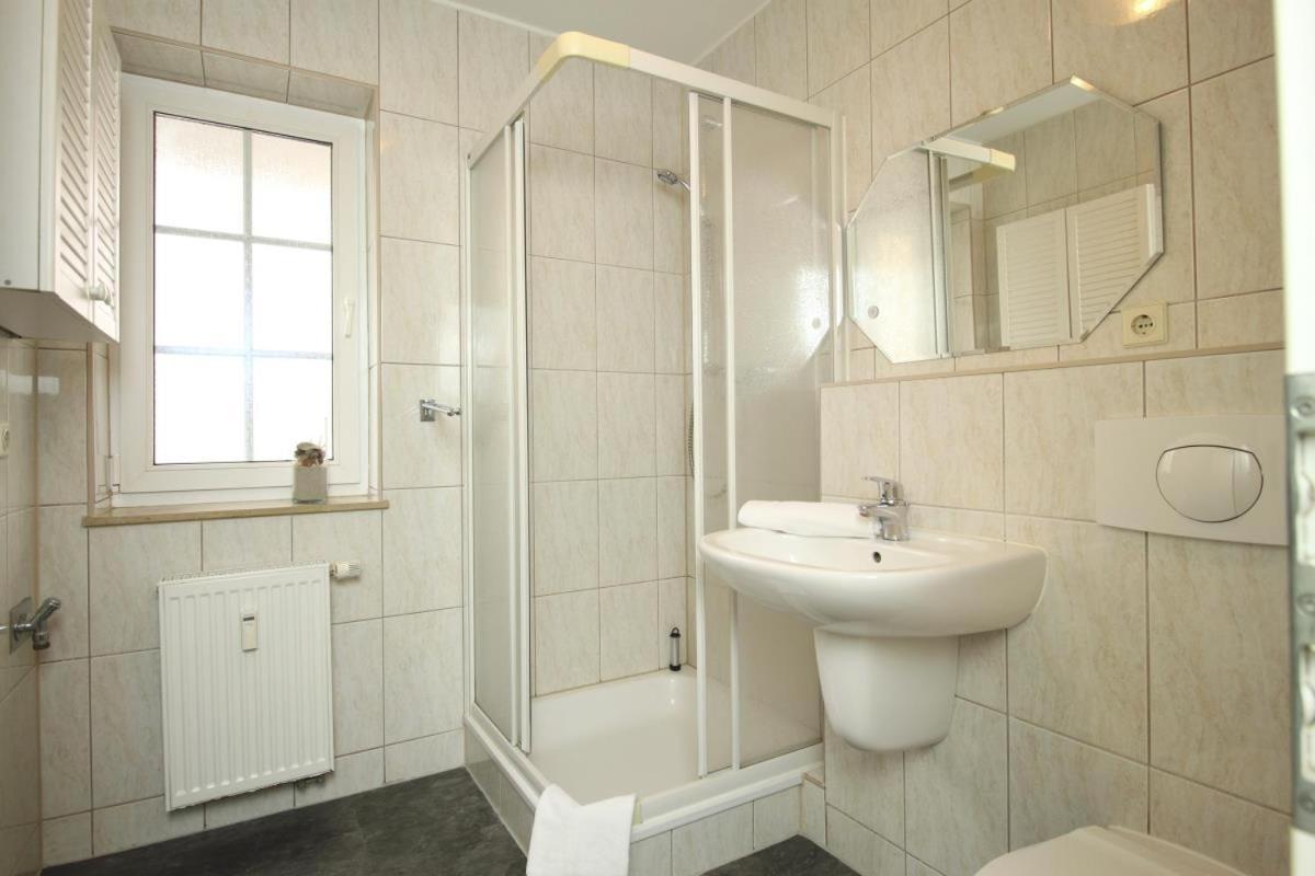 Apartament Ferienhaus Am Yachthafen, Moewe Rostock Zewnętrze zdjęcie